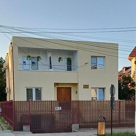 Hotel Vila Cosmin à Eforie Nord Extérieur photo