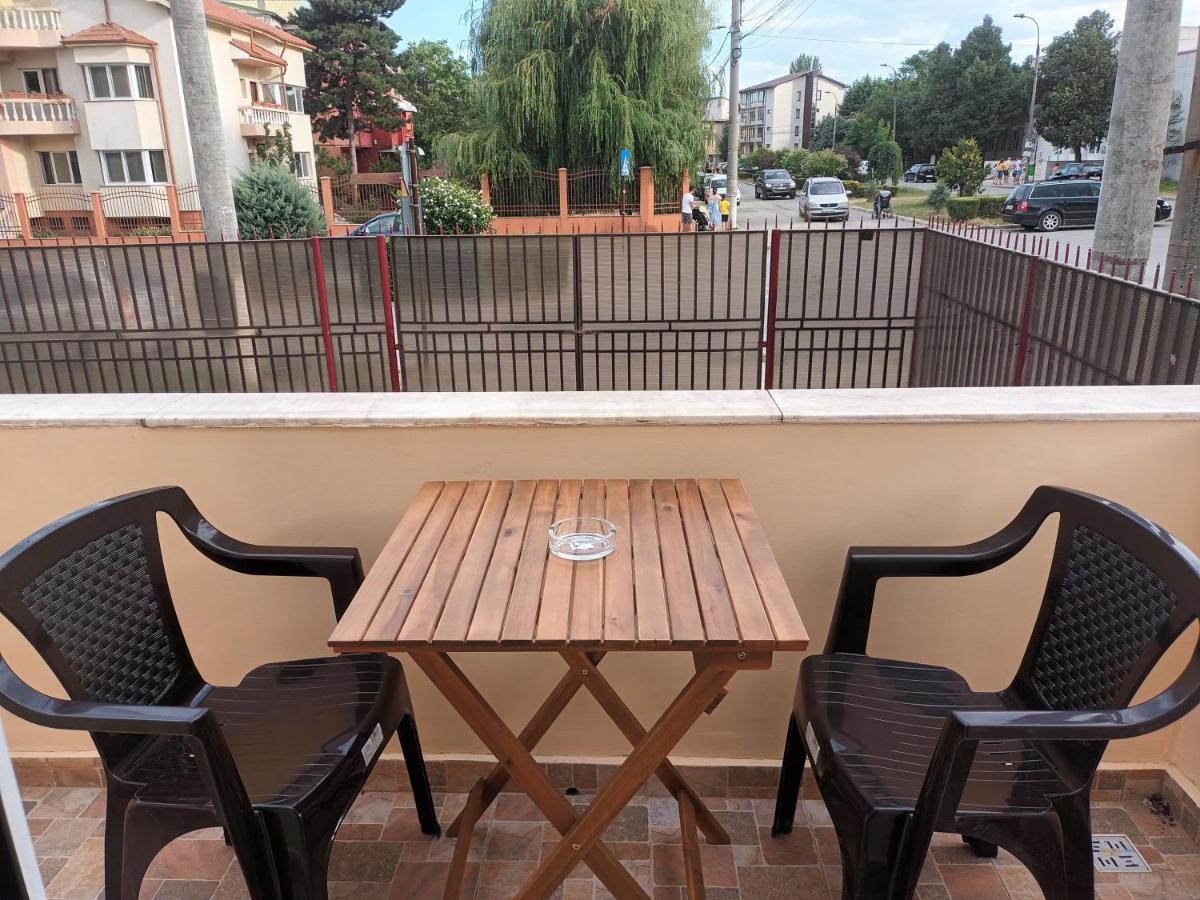 Hotel Vila Cosmin à Eforie Nord Extérieur photo