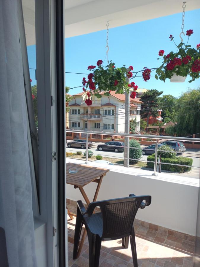 Hotel Vila Cosmin à Eforie Nord Extérieur photo
