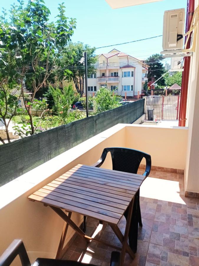 Hotel Vila Cosmin à Eforie Nord Extérieur photo